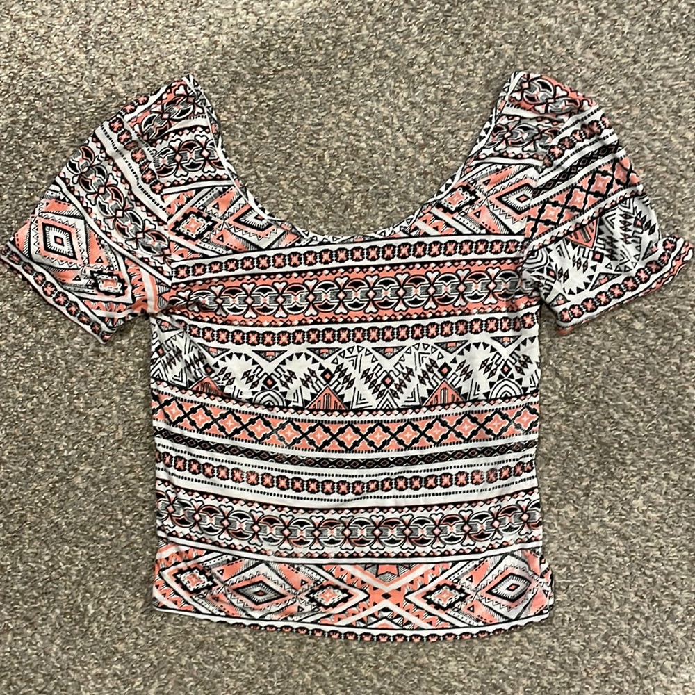Crop top